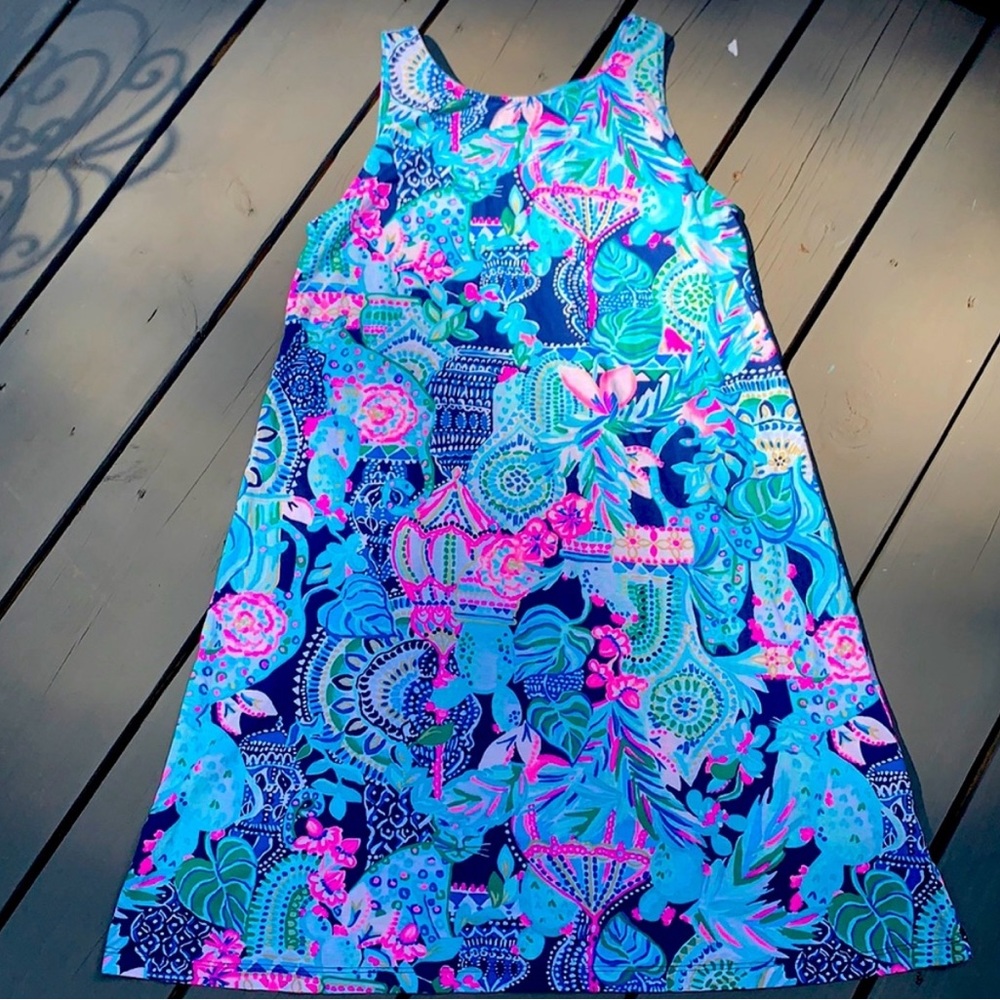 Lily Pulitzer size extra small blue and pink sleeves dress excellent condition